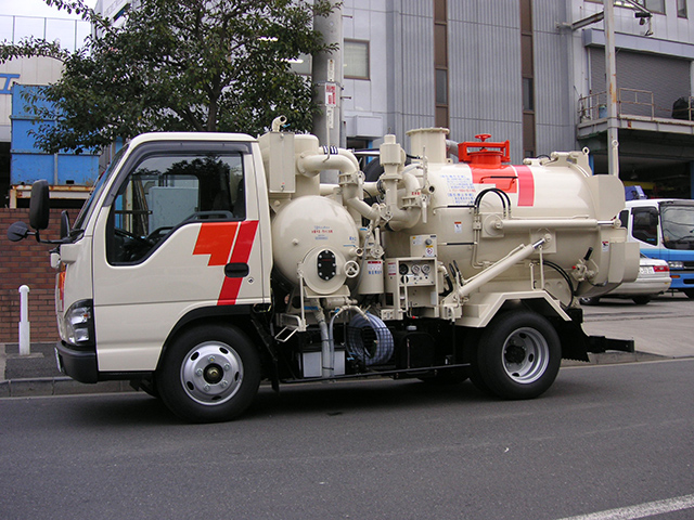 2t強力吸引車