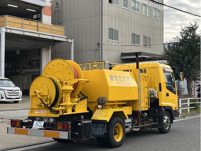 いすゞ ﾌｫﾜｰﾄﾞ 6