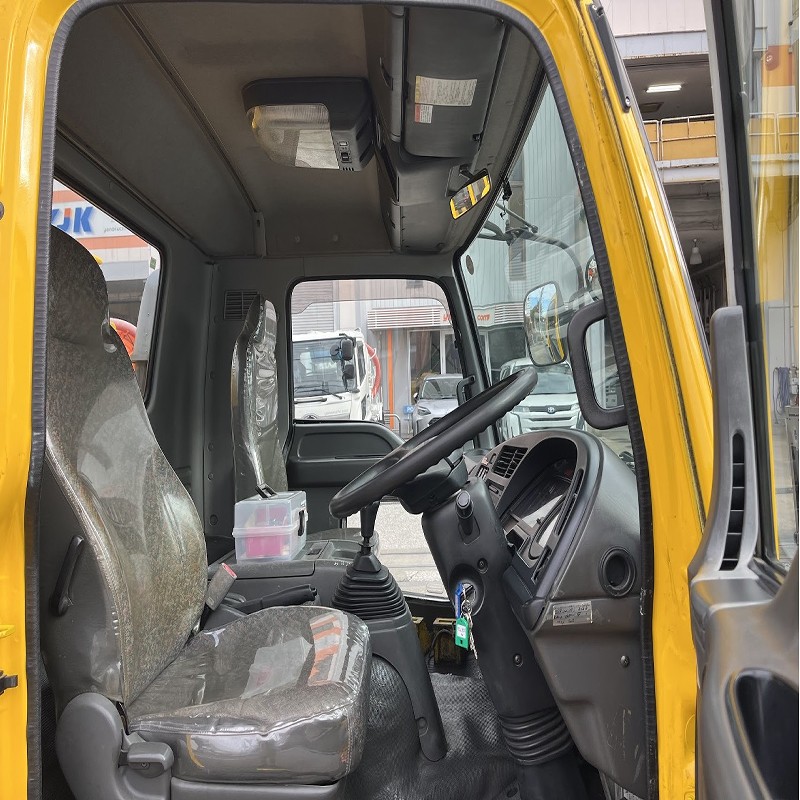 いすゞ ﾌｫﾜｰﾄﾞ 8