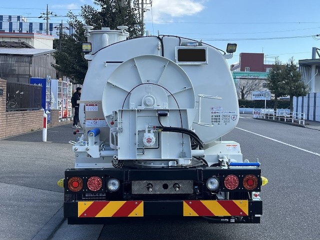 日野 ﾃﾞｭﾄﾛ 5