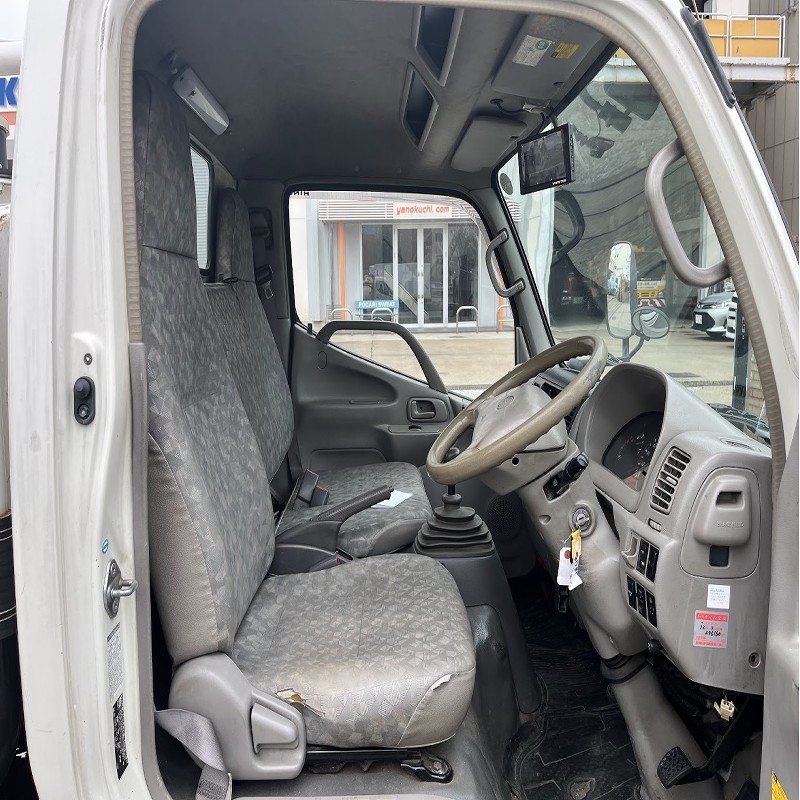 日野 ﾃﾞｭﾄﾛ 8