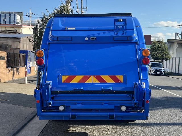 UDﾄﾗｯｸｽ ｺﾝﾄﾞﾙ 5