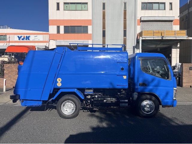 三菱 ｷｬﾝﾀｰ 7