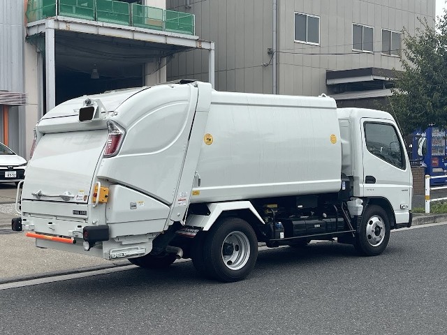 三菱 キャンター 6