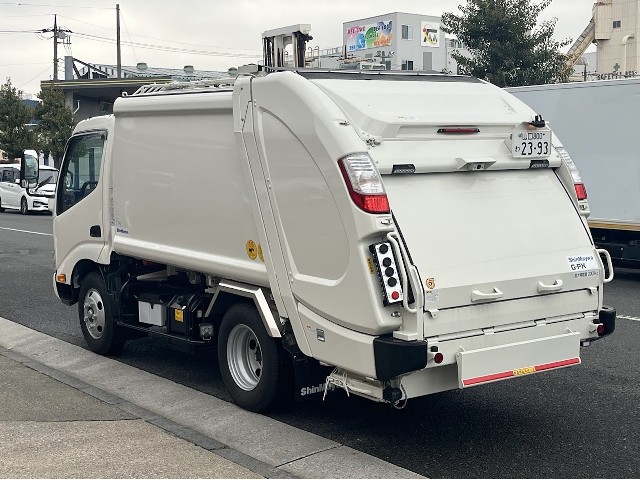 日野 ﾃﾞｭﾄﾛ 4