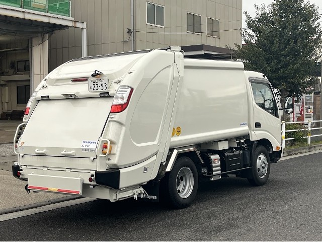 日野 ﾃﾞｭﾄﾛ 6